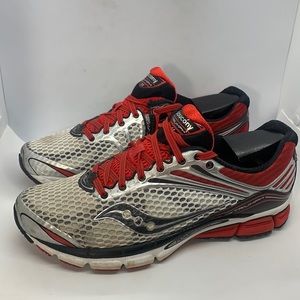 Saucony Triumph 11 Running Shoes Mens 9.5